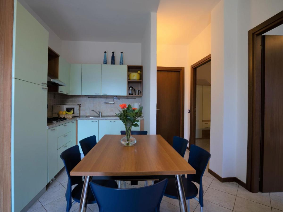 Holiday Home Residenza Agrifoglio-12 By Interhome Луино Екстериор снимка