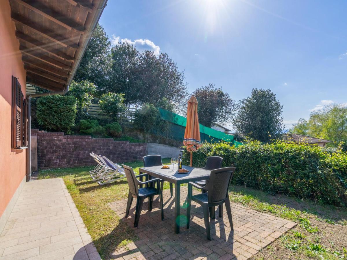 Holiday Home Residenza Agrifoglio-12 By Interhome Луино Екстериор снимка